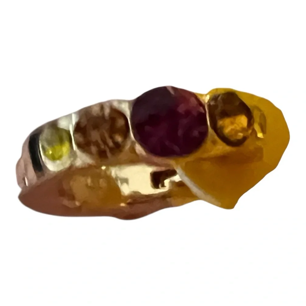 Kurt Geiger London NWT small gold crystal huggie earrings with 5 varied crystals - Picture 5 of 15